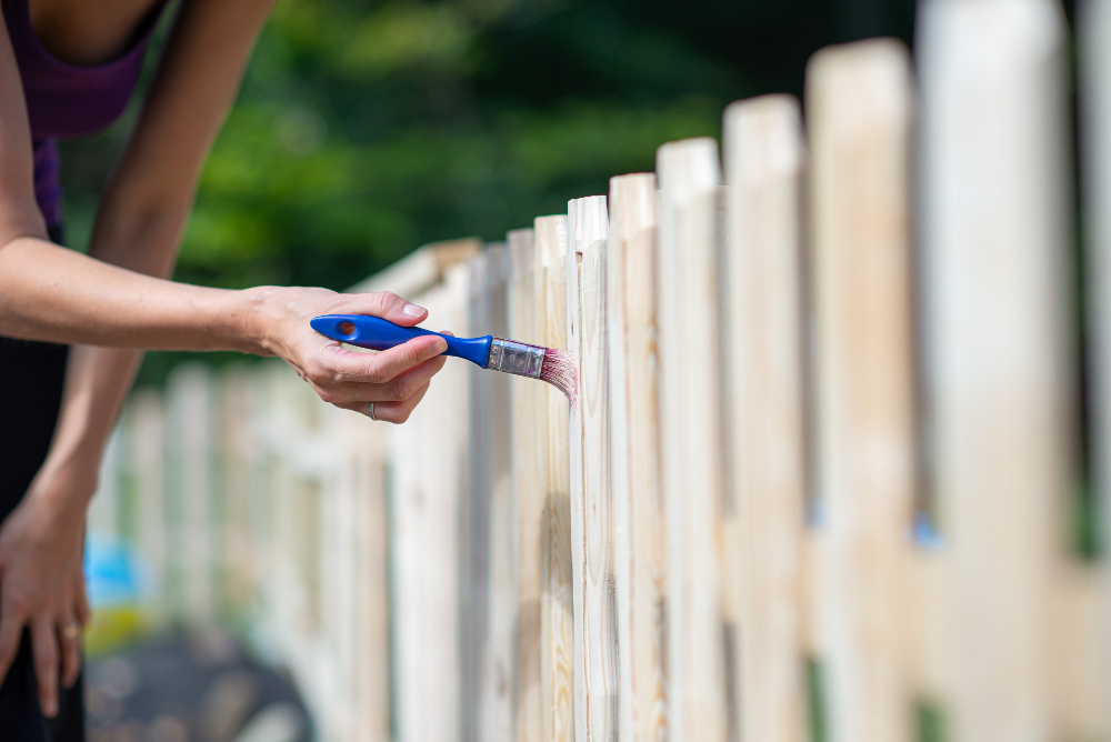 Make Your Fence Last Longer with These Expert Tips